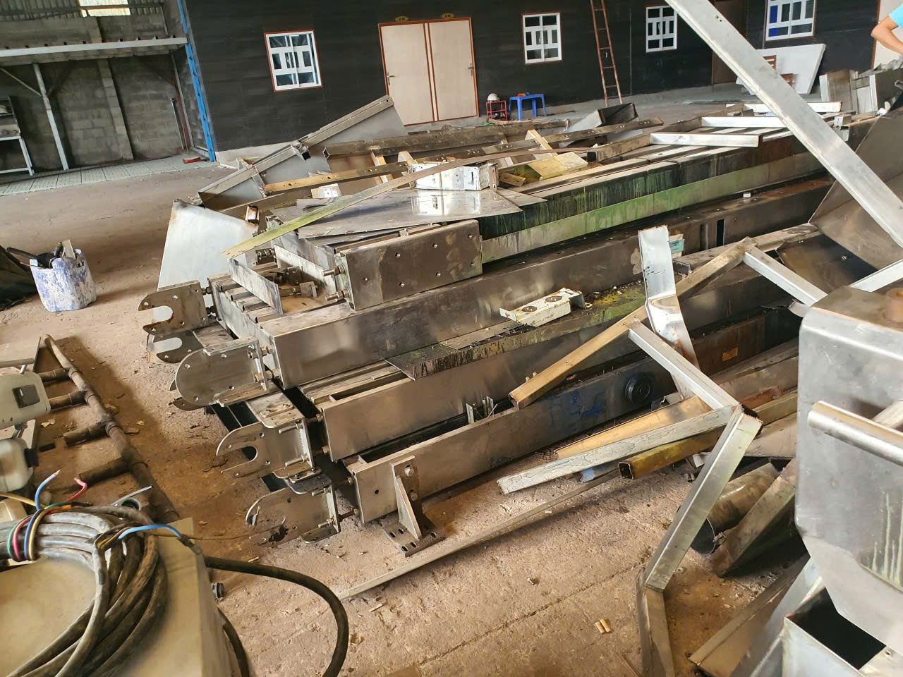 mua phe lieu inox gia cao