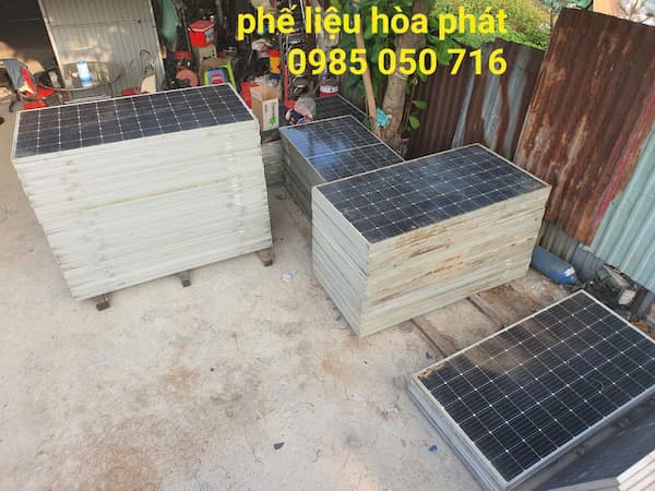 mua tấm pin năng lượng mặt trời cũ