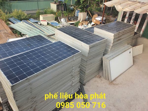 thu mua tấm pin năng lượng mặt trời cũ giá cao