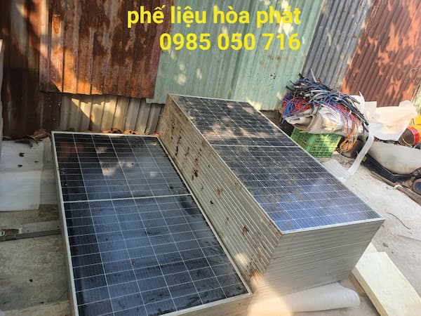thu mua tấm pin cũ giá cao